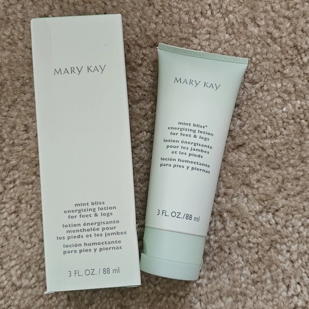 Mint Bliss Energizing Lotion for Feet and Legs